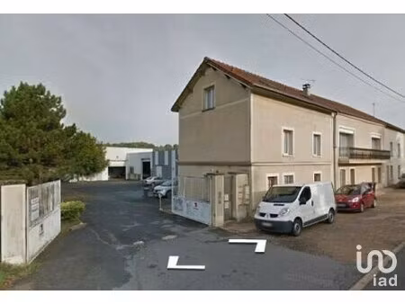 location local d'activités 709 m²