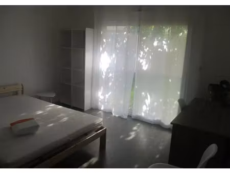 location appartement 2 pièces à bordeaux (33000)  750 €