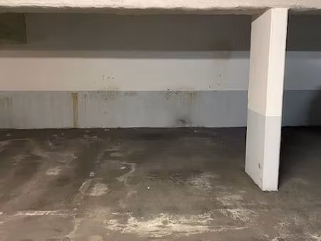 location parking à neuilly-plaisance (93360)  70 €