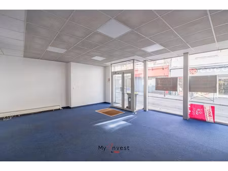 location locaux professionnels 120 m² à laon (02000)  900 €