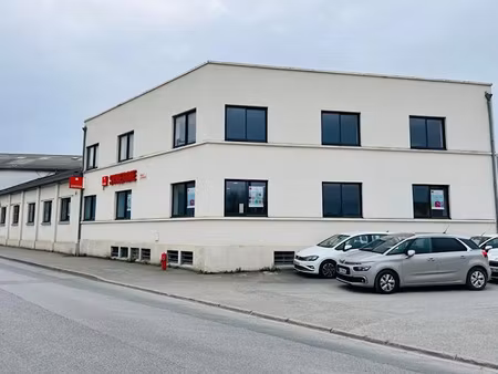 location locaux professionnels à laon (02000)  1 400 €