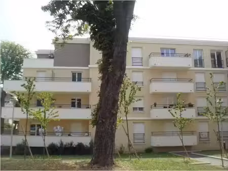 location parking à viry-chatillon (91170)  53 €