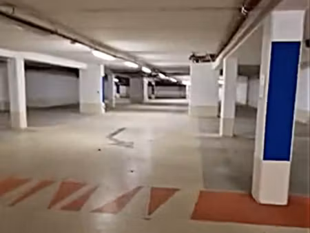 location parking à gennevilliers (92230)  60 €