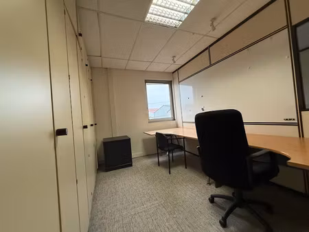 location meublée locaux professionnels 1 pièce à houilles (78800)  425 €