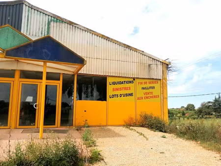 location locaux professionnels à moissac (82200)  nan €