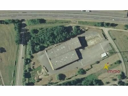 en vente local commercial 4 200 m² – 1 404 000 € |steinbourg