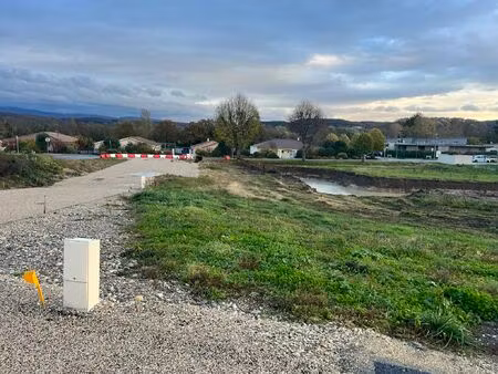 saint vulbas centre terrain de 381 m2 viabilise