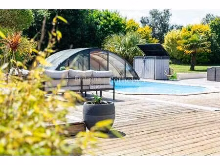 maison de luxe à vendre à plourhan : 690 000 € | 216m²