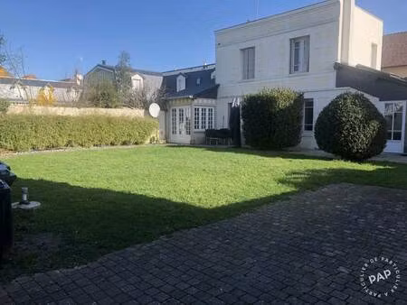 **luxueuse villa moderne 200 m2  au centre de deauville avec jardin 200m² exposé sud-ouest