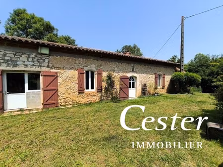 maison en pierres de 227 m2 avec 5 chambres et un bureau sur