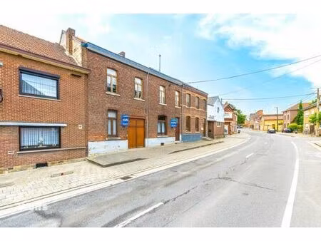 maison avec dépendances et jardin !