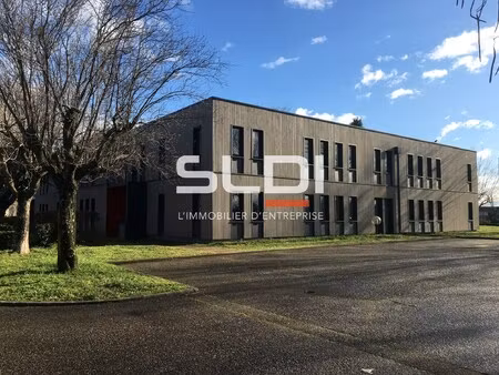 location local professionnel 7 006m² venissieux 69200