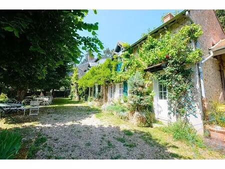 maison de luxe à vendre à senlisse