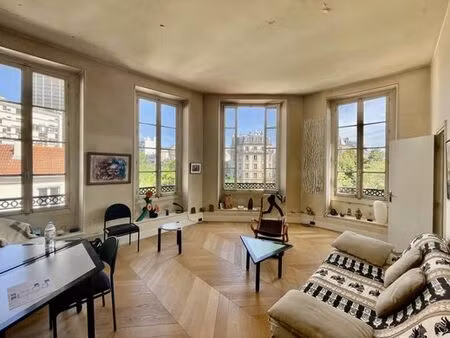 appartement de 2 chambres de luxe en vente à montparnasse  alésia  montsouris  france