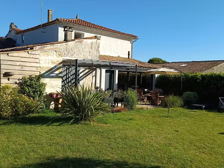 achat maison 4 pièces 153m² chenac st seurin d uzet 17120