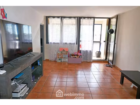 vente appartement 4 pièces 73 m² arles (13200)