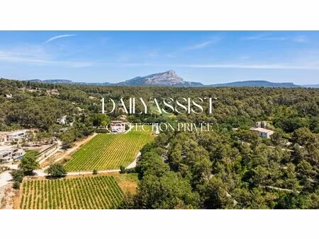 villa de luxe à vendre à saint-marc-jaumegarde