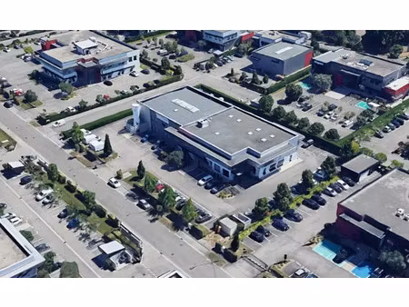 à louer - bâtiment mixte bureaux/activité sur terrain indépendant de 4000 m² à saint-pries