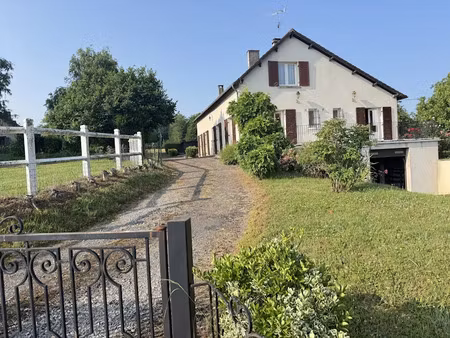 vente maison 10 pièces 215 m² à saint-sébastien (23160)  198 220 €