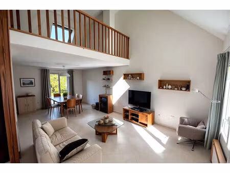 vente maison 6 pièces  163.00m²  bussy