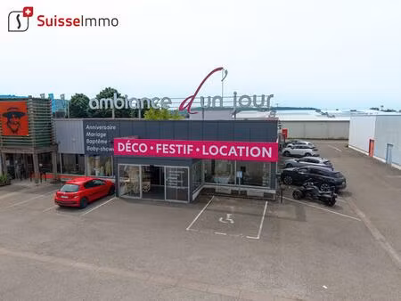 location commerce 580 m² à voujeaucourt (25420)