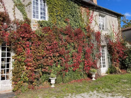 a vendre propriété nantes sud avec dépendances sur environ 2 ha 2