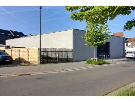 opslagruimte met kantoor