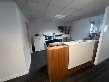 location bureau 260 m² à brest (29200)