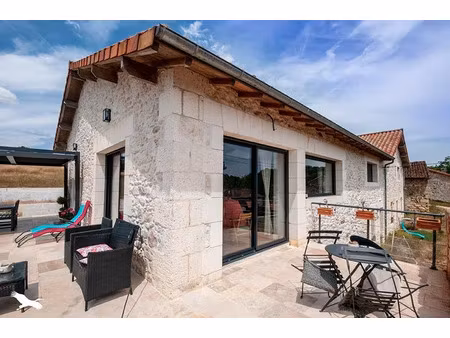 vente maison 5 pièces 220 m² à varaignes (24360)  317 700 €
