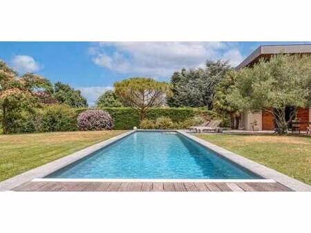 maison avec piscine et terrasse saint-genis-laval (69)