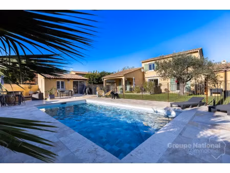 vente maison 5 pièces 125 m² à l'isle-sur-la-sorgue (84800)  560 000 €