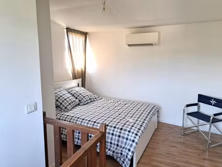 var (83) - tourves superbe appartement t3 en duplex entièrement rénové - beaucoup de charm