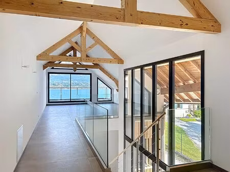 villa neuve tres lumineuse