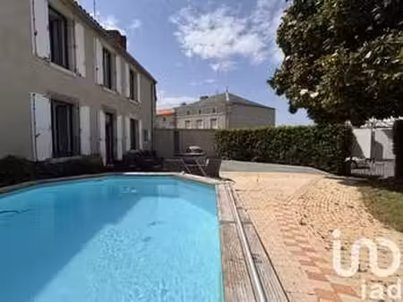 vente maison piscine à la châtaigneraie (85120) : à vendre piscine / 284m² la châtaignerai