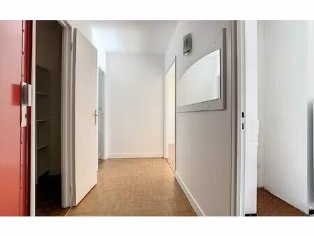 location appartement  51.67 m² t-2 à joinville-le-pont  1 205 €