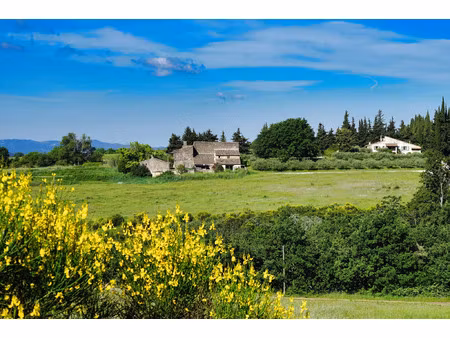 vente maison 15 pièces 450 m² cucuron (84160)
