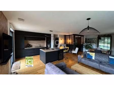 vente maison à la varenne (49270) : à vendre / 135m² la varenne