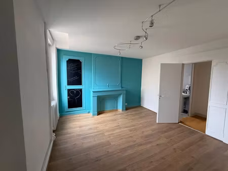 location locaux professionnels 110 m² à castres (81100)  690 €