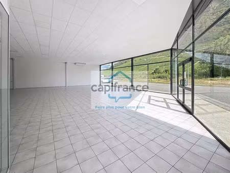 location locaux professionnels 2063 m² à francin (73800)  15 000 €