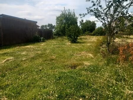 en vente terrain constructible 4 95 ares – 110 000 € |tressange