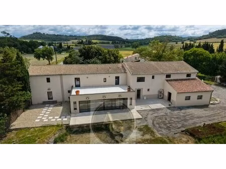 domaine de 380 m² rénové sur 1 5ha à castelnaudary