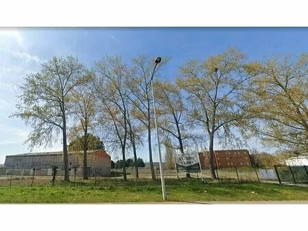 vente local d'activités longvic 2 000 m²