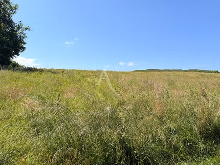 terrain constructible de 1529 m2