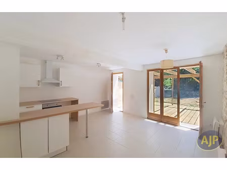 vente maison 4 pièces 88 m² à mombrier (33710)  144 450 €