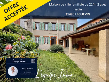 maison de ville familiale de 214m2 avec jardin