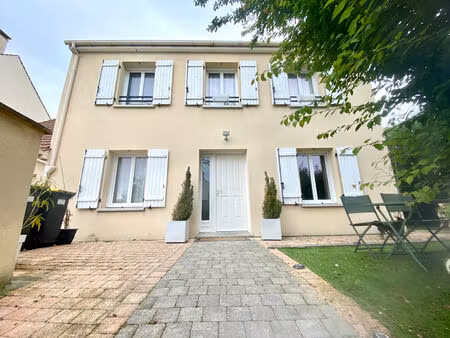 vente maison 5 pièces  111.00m²  chauconin