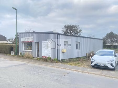 noyal-muzillac - local d'activité 83.7 m2