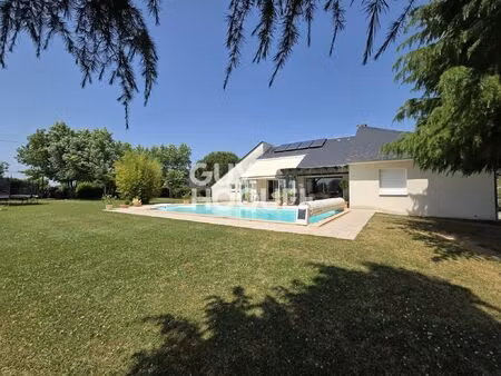 maison à vendre de 6 pièces de 170 m2 hab et 254 m² utiles sur un terrain de 2420 m2