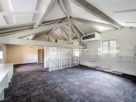 location locaux professionnels 0 pièces 135 m² à neuville-sur-saône (69250)  1 350 €