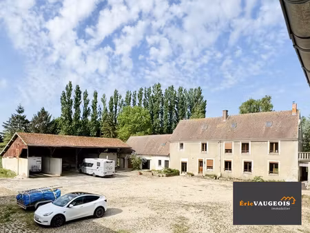 corps de ferme 200m² dpe:c - grange - terrain 1.4 hectare